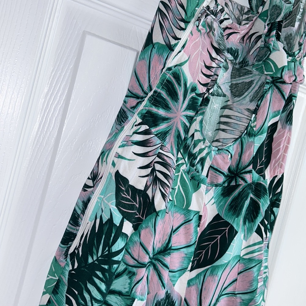 Tropical Romper - Picture 7 of 8
